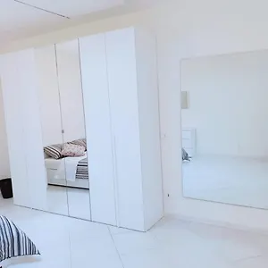 Visconti House Apartmán
